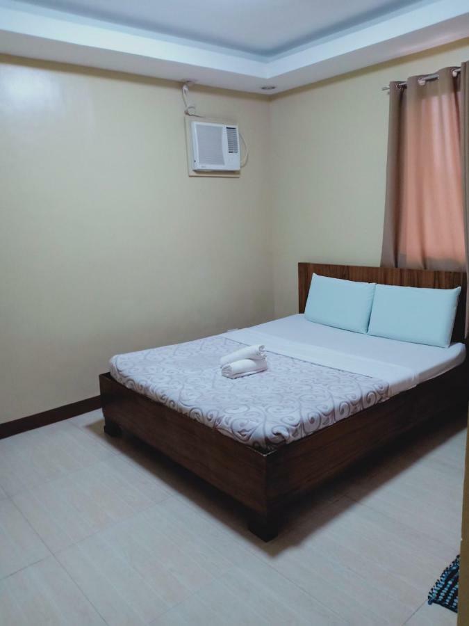 East Square Inn Bacolod Esterno foto