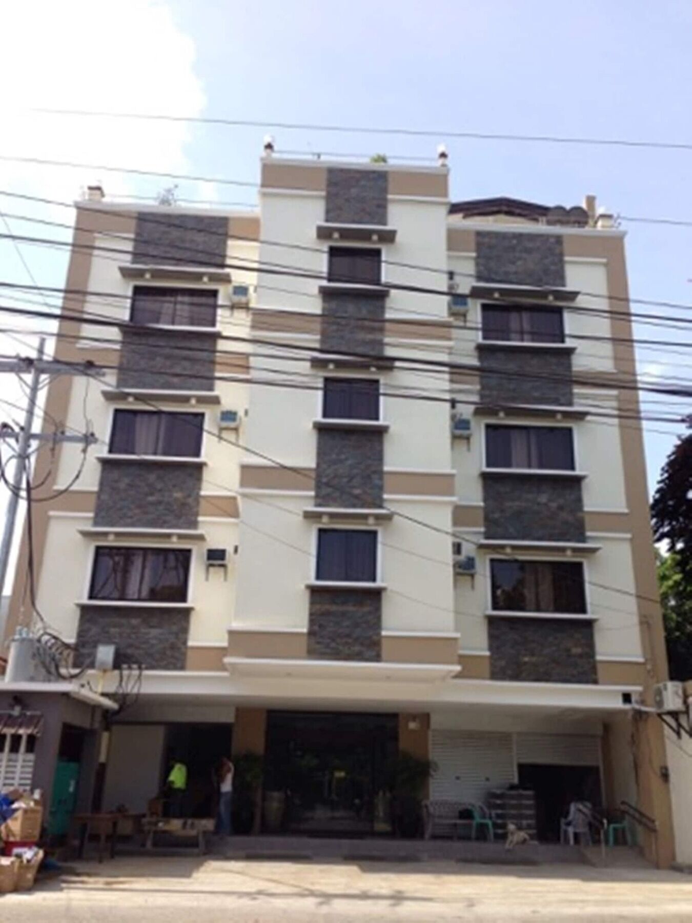 East Square Inn Bacolod Esterno foto